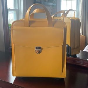 Milano Business Wheeler #3854, Italian leather, excellent condition.